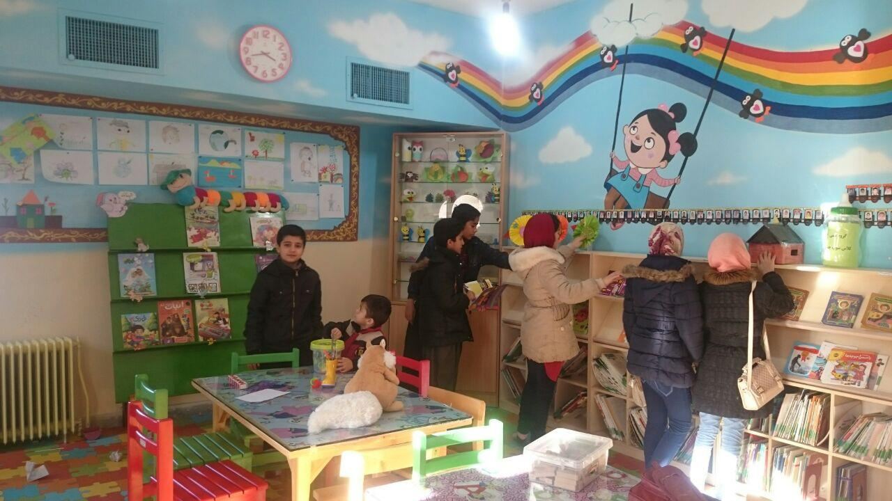 بازدید دانش آموزان دره بیانی از کتابخانه وحدت پاوه بازدید دانش آموزان دره بیانی از کتابخانه وحدت پاوه